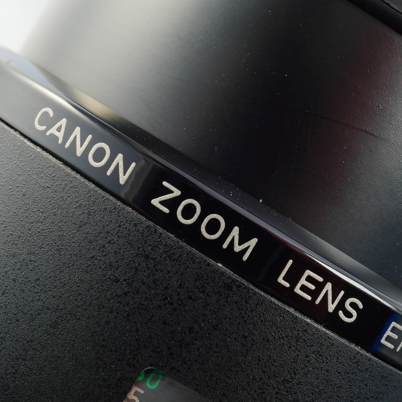 Canon EF 100-300 F/5.6 ズームレンズ