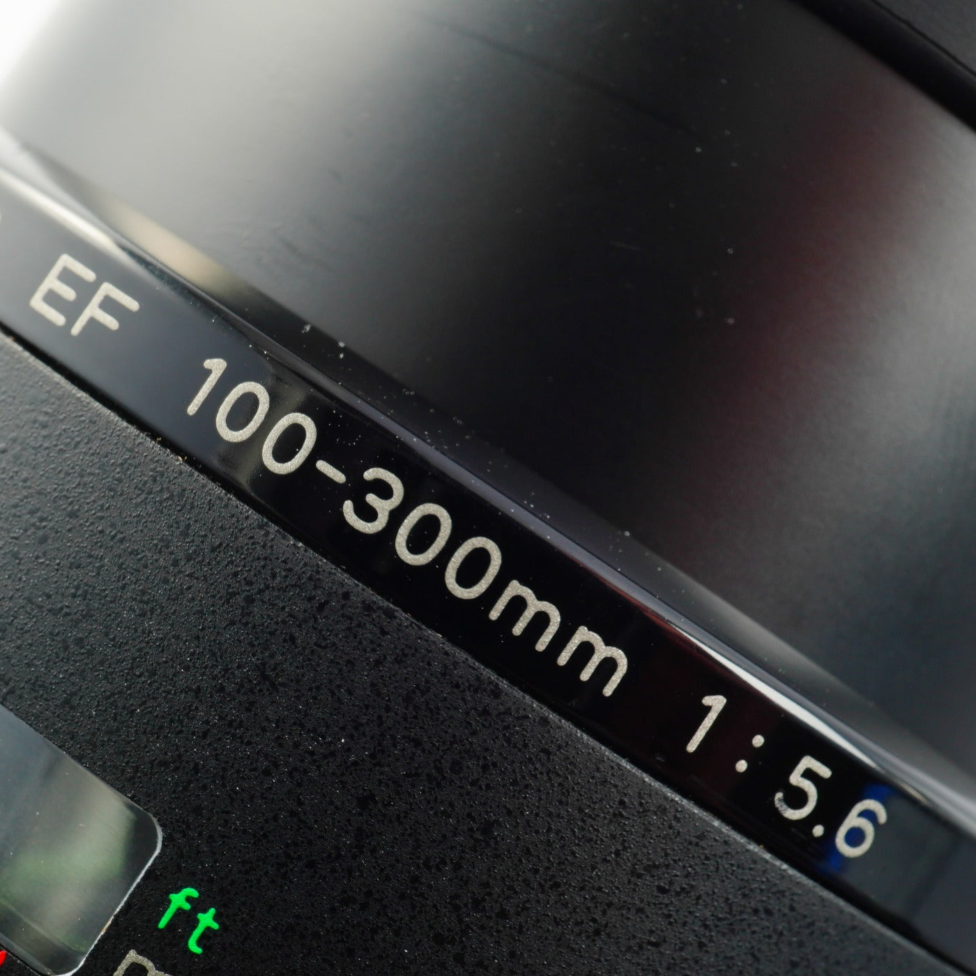 Canon EF 100-300 F/5.6 ズームレンズ