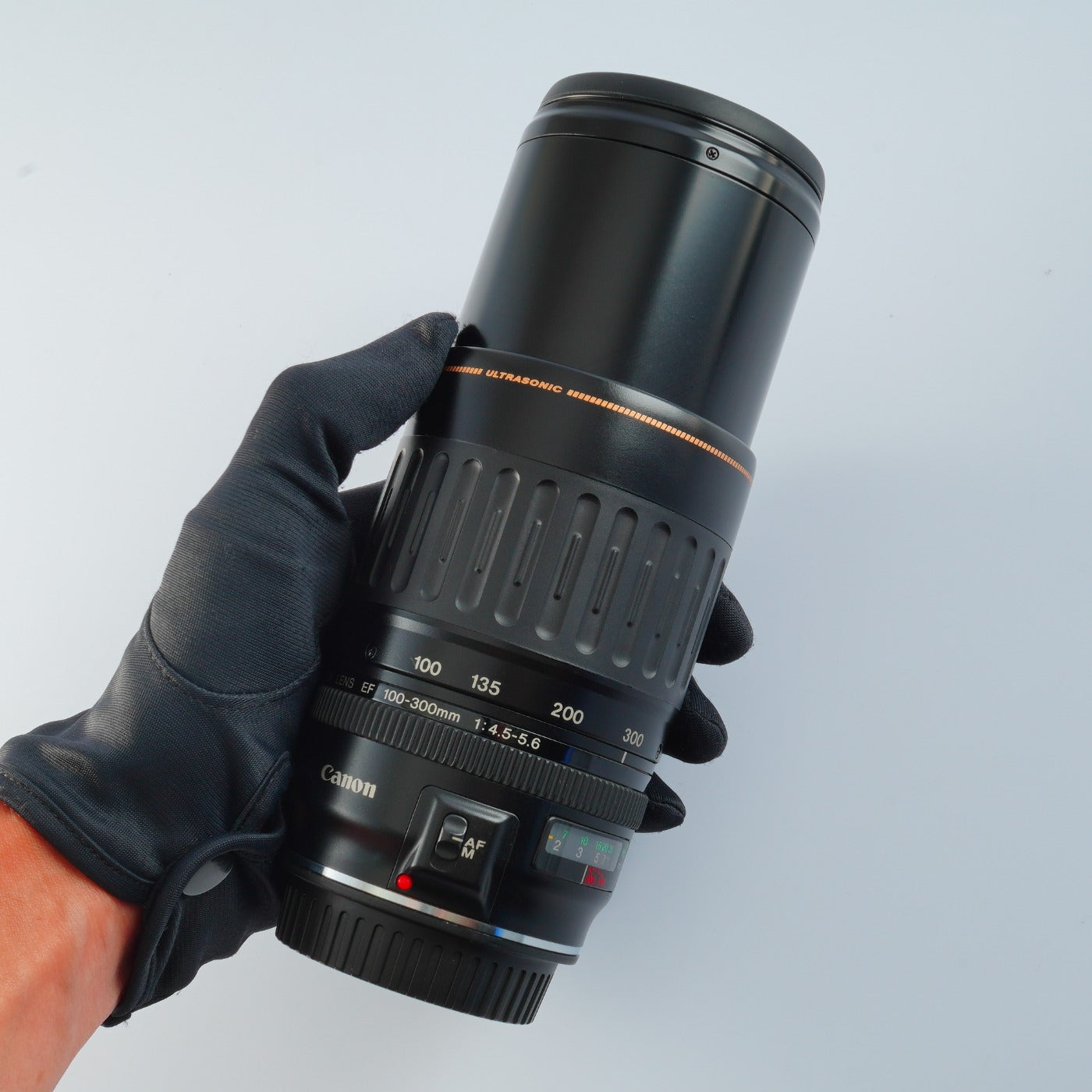 Canon EF 100-300 F/4.5-5.6 ズームレンズ