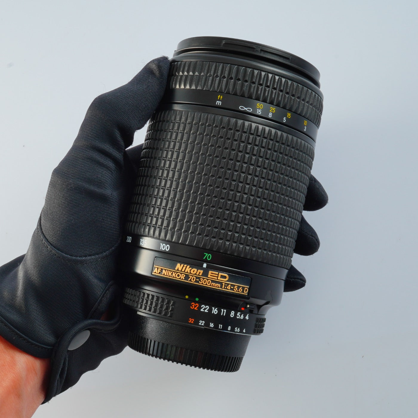 【ジャンク】 Nikon ED AF Nikkor 70-300mm /4-5.6 D ズームレンズ