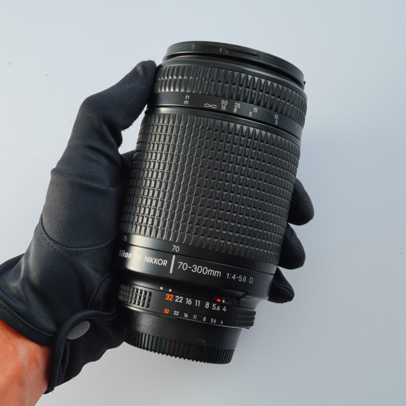 Nikon AF Nikkor 70-300mm F/4-5.6 D ズームレンズ