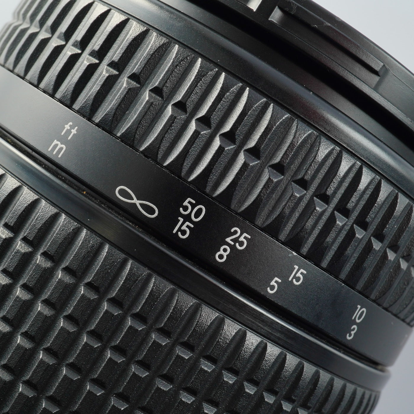 Nikon AF Nikkor 70-300mm F/4-5.6 D ズームレンズ