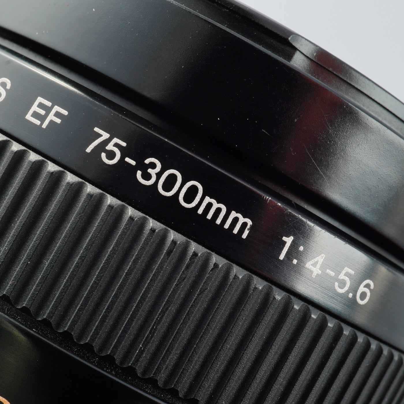 Canon EF 75-300mm F/4-5.6 USM ズームレンズ