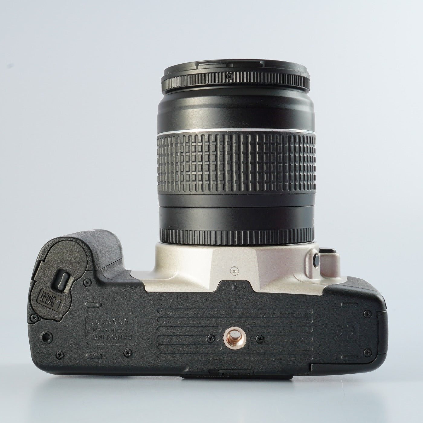 Canon EOS Kiss III L + EF 28-80mm F/3.5-5.6 Ⅴ USM AF フィルム一眼レフカメラ