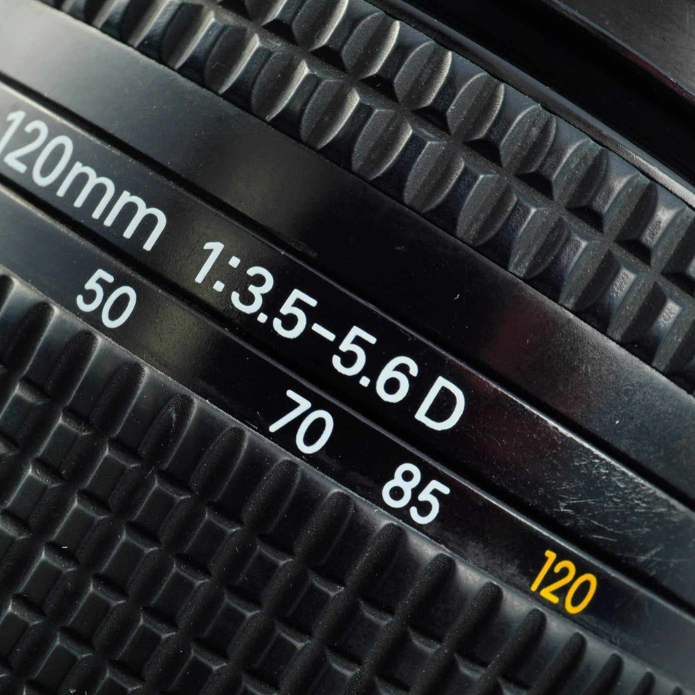 Nikon AF NIKKOR 24-120mm F/3.5-5.6 D ズームレンズ