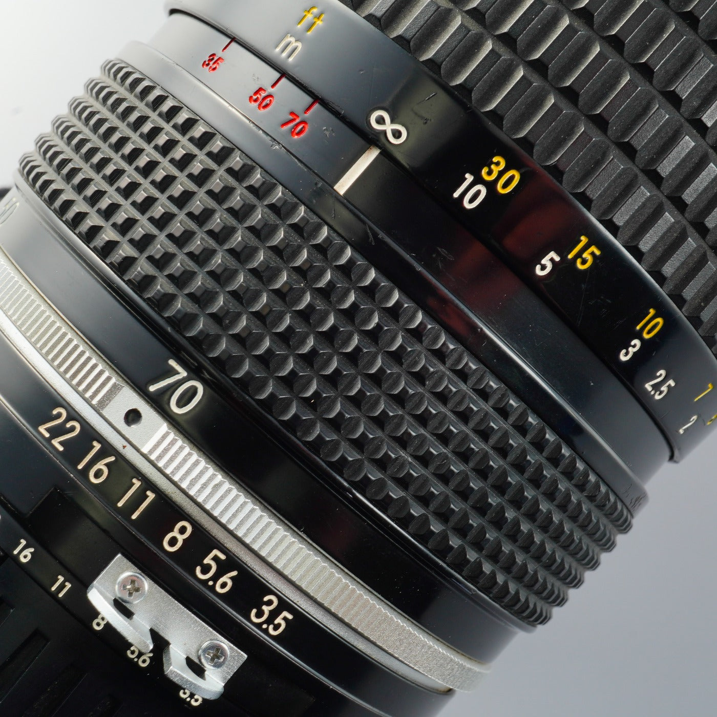Nikon Ai ZOOM-NIKKOR 35-70mm F/3.5 ズームレンズ