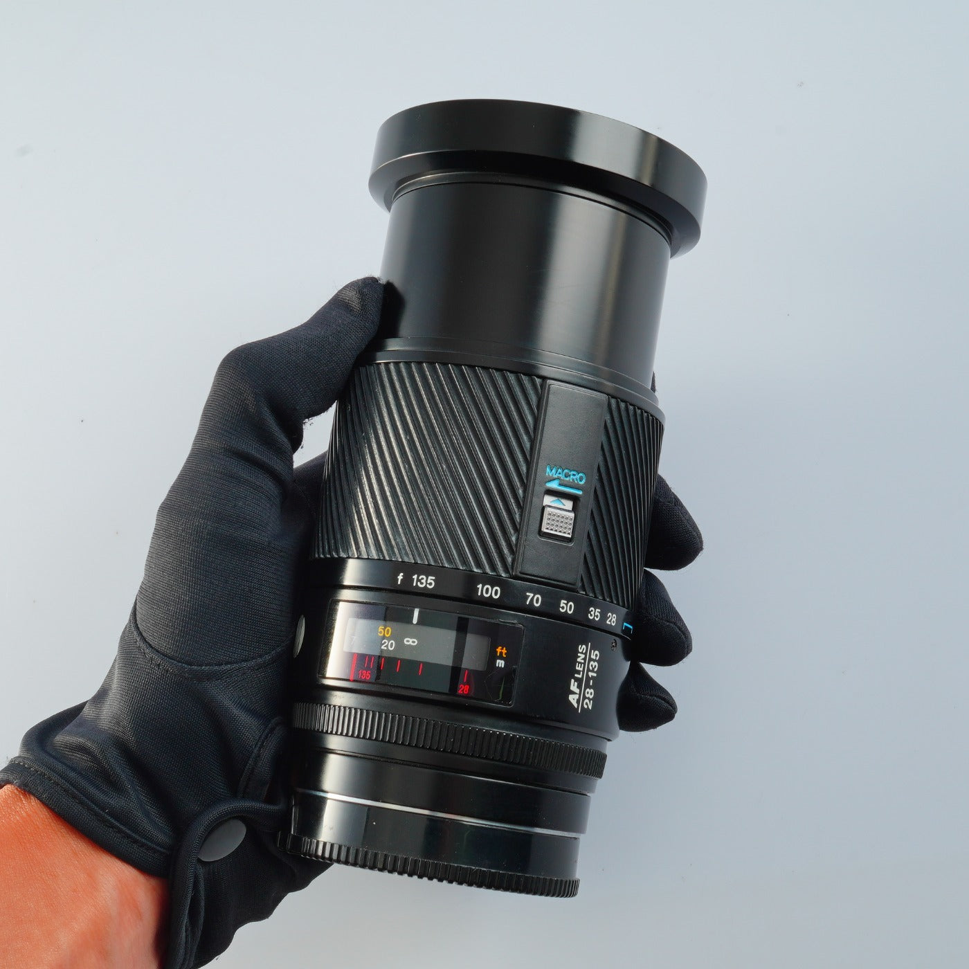 MINOLTA AF 28‑135mm F/4–4.5 ズームレンズ