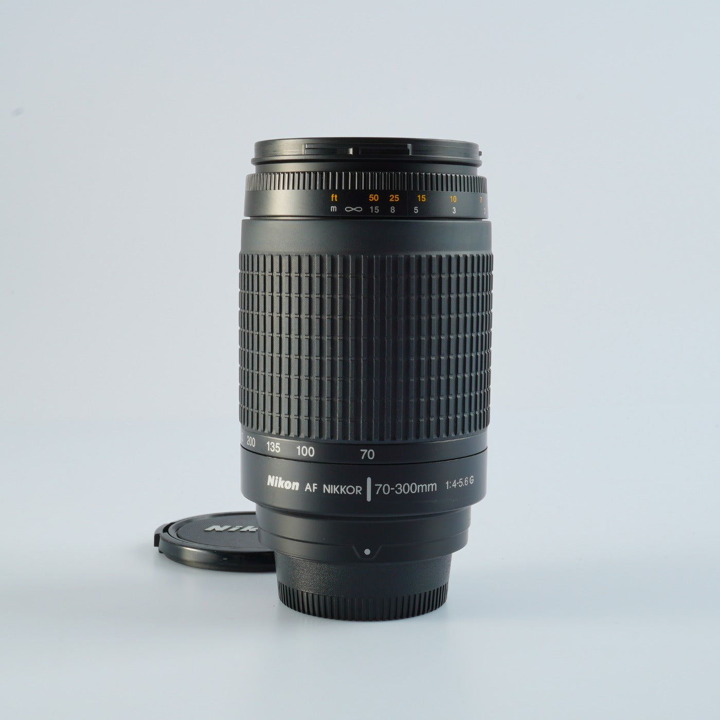 Nikon AF Nikkor 70-300mm F/4-5.6 G ズームレンズ