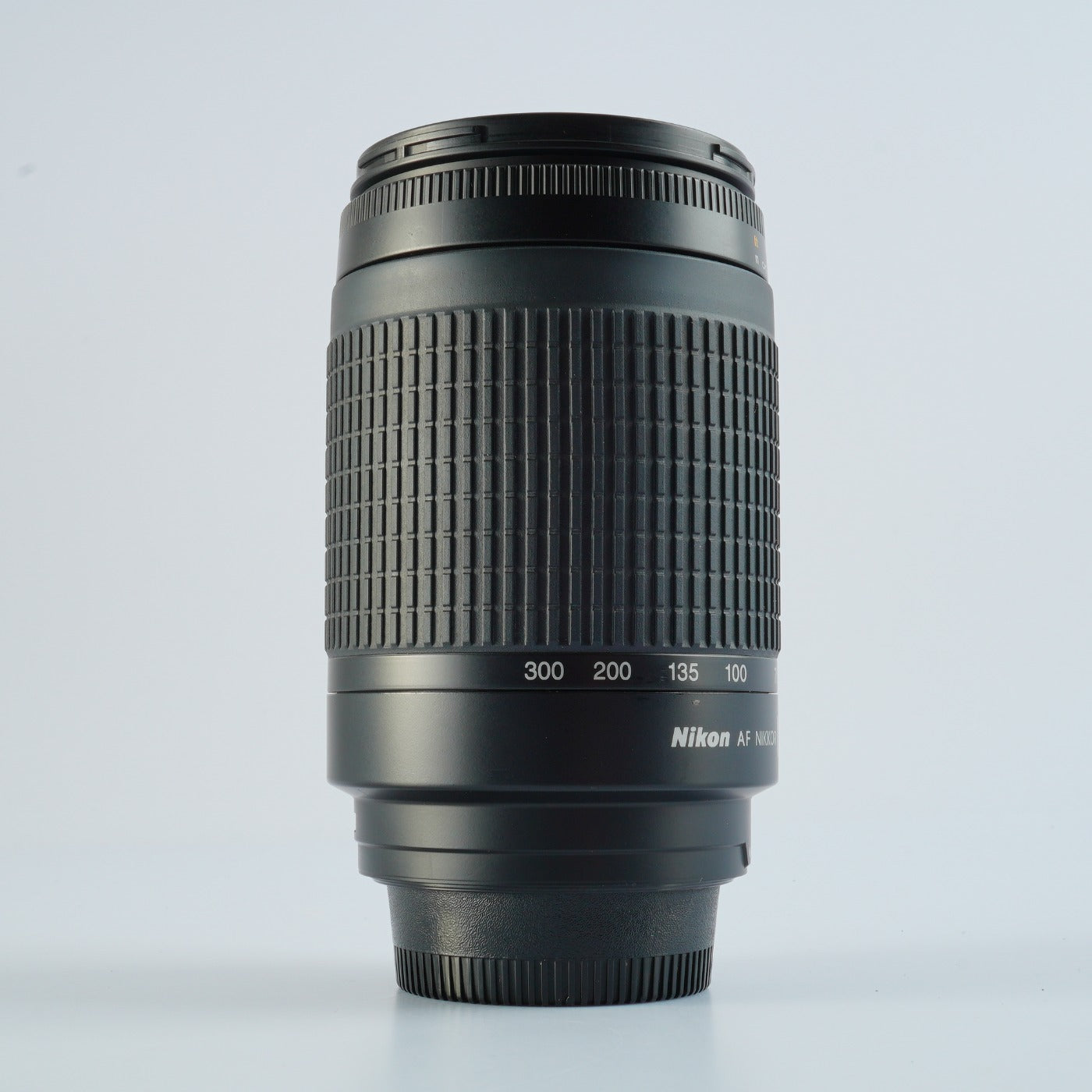 Nikon AF Nikkor 70-300mm F/4-5.6 G ズームレンズ