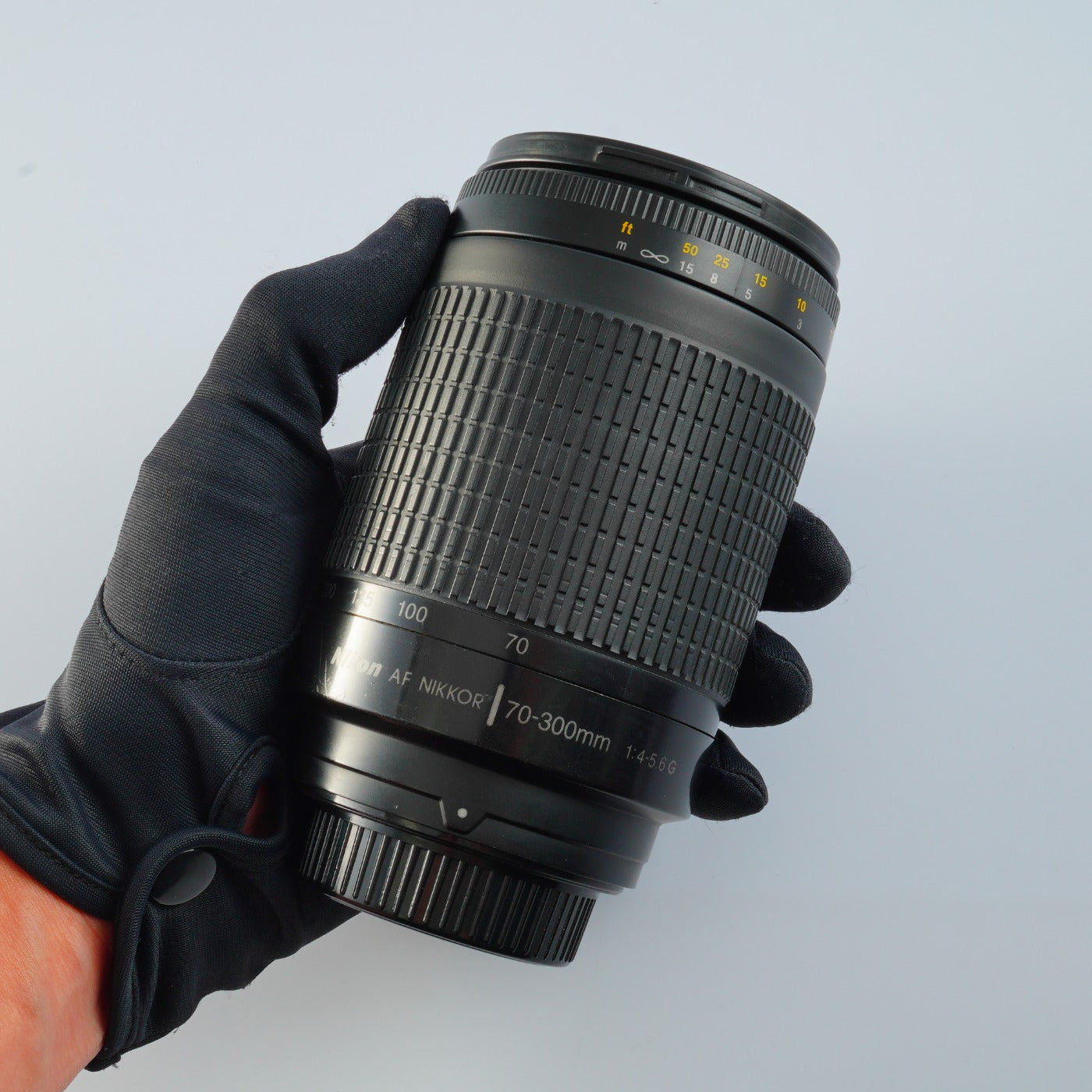 Nikon AF Nikkor 70-300mm F/4-5.6 G ズームレンズ