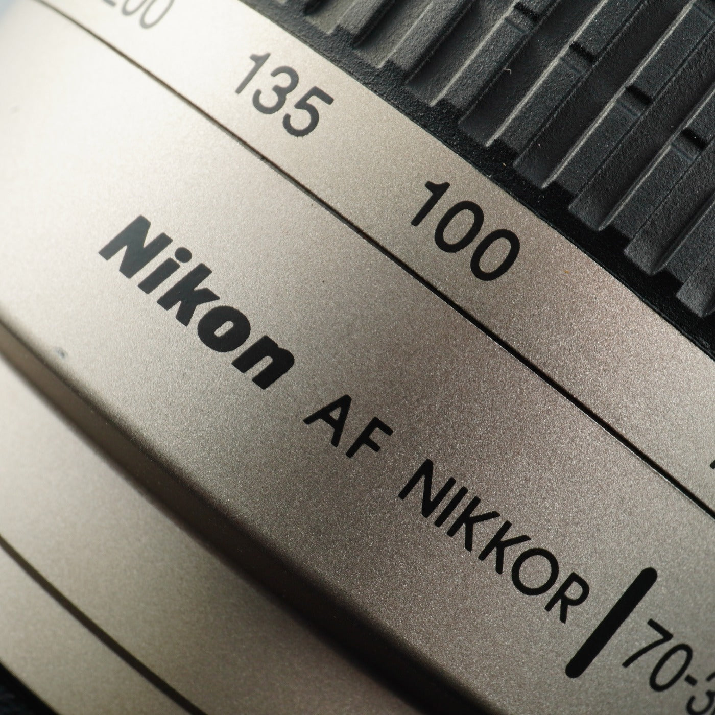 Nikon AF Nikkor 70-300mm F/4-5.6 G Silver ズームレンズ
