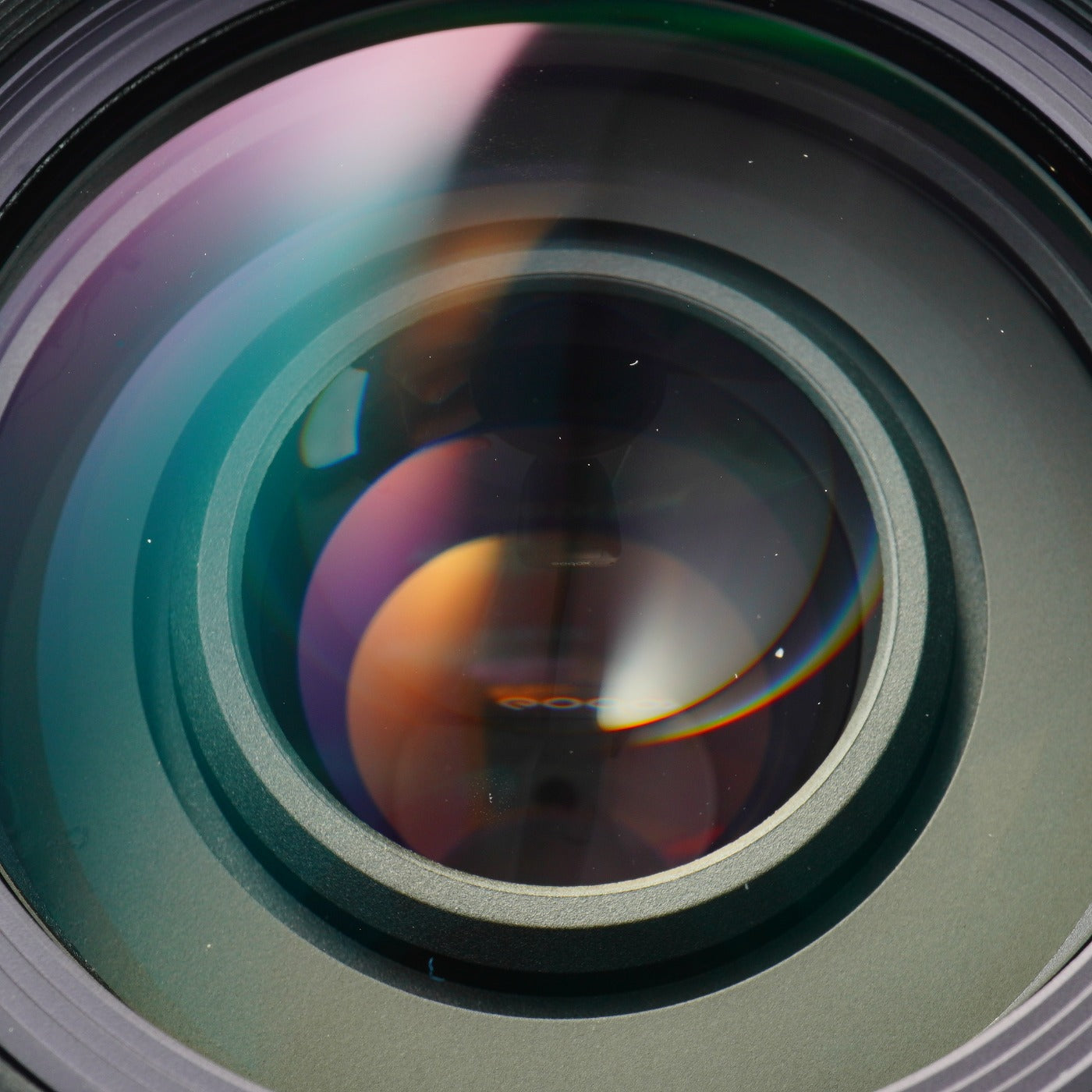 Nikon AF Nikkor 70-300mm /4-5.6 D ED ズームレンズ