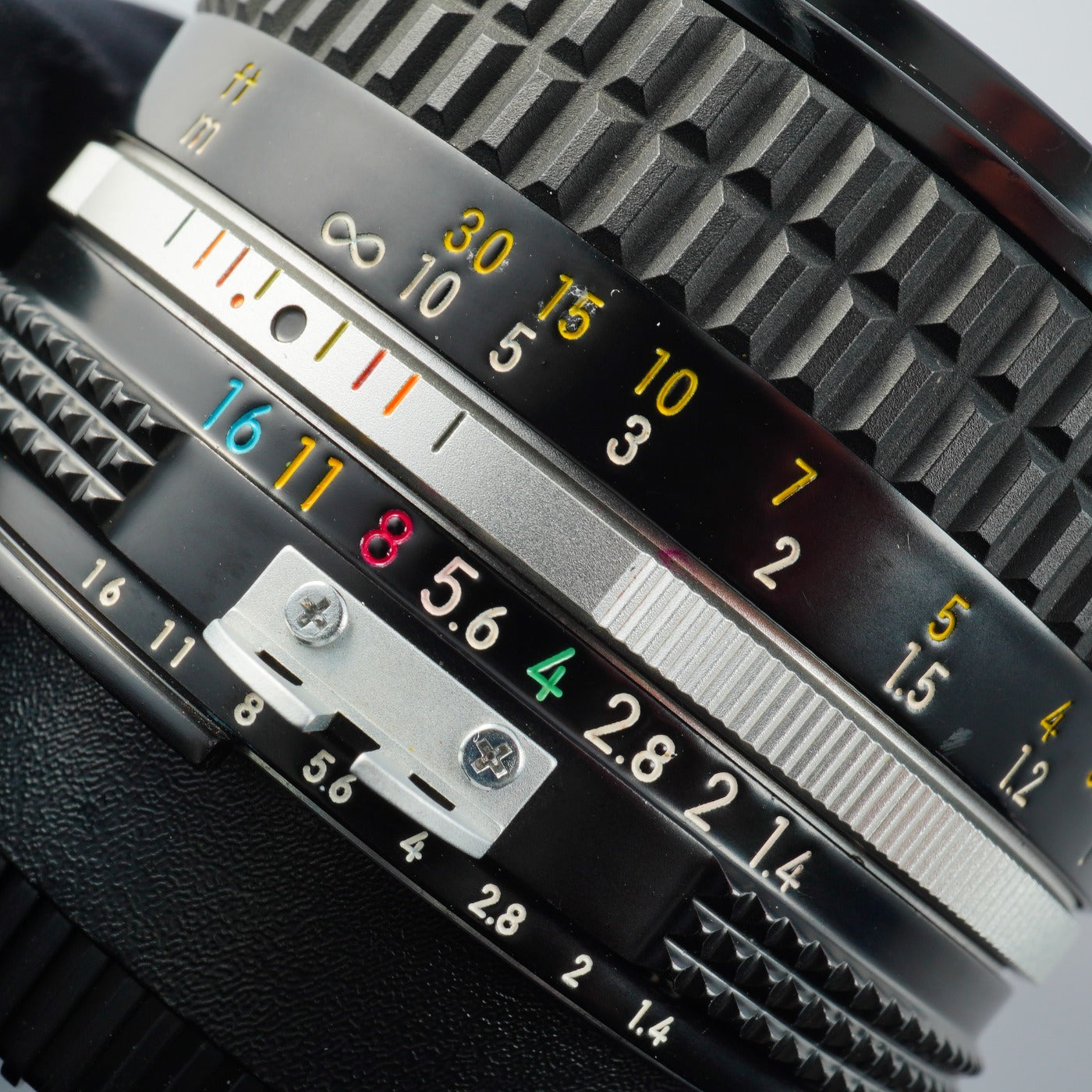 Nikon Ai Nikkor 50mm F/1.4 単焦点レンズ
