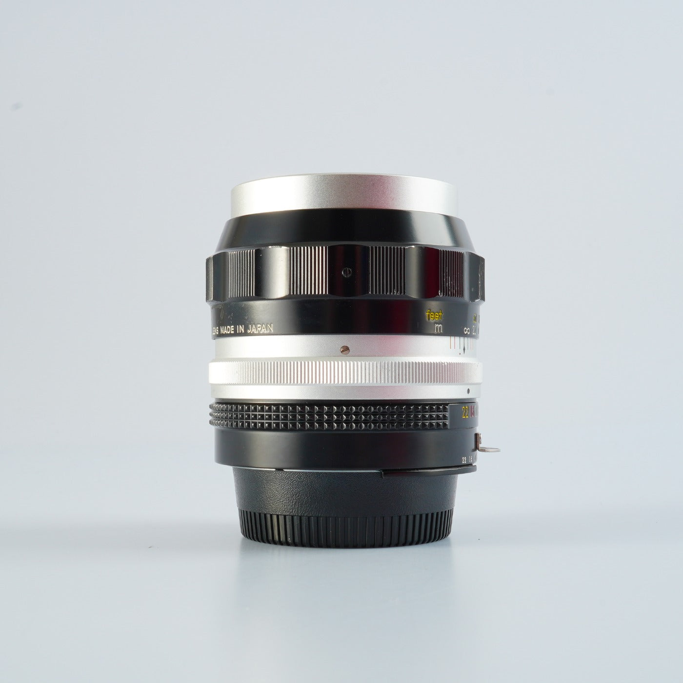 Nikon Nikkor-P Auto 105mm F/2.5 Ai改 単焦点レンズ