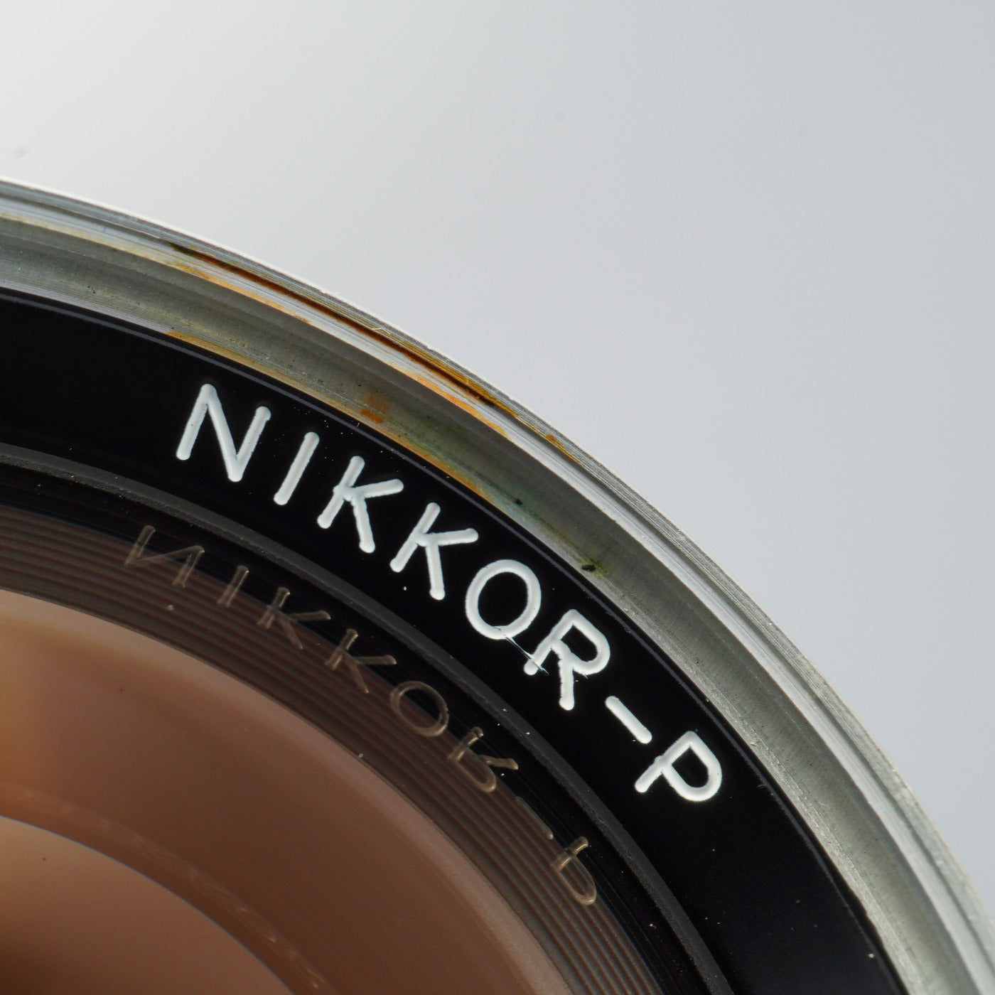 Nikon Nikkor-P Auto 105mm F/2.5 Ai改 単焦点レンズ