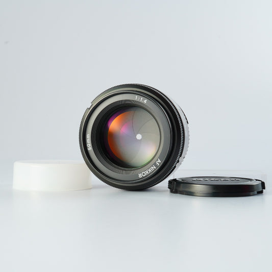Nikon AF Nikkor 50mm F/1.4 単焦点レンズ