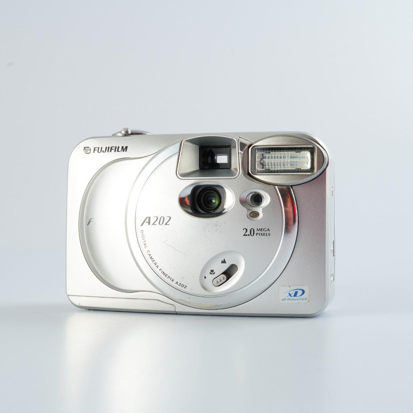 FUJIFILM Finepix A202 + XD 16MB コンパクトデジタルカメラ