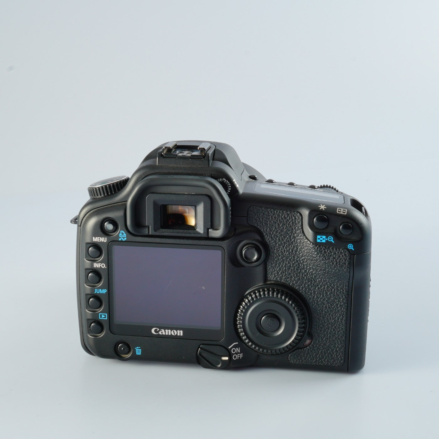 Canon EOS 30D + EF-S 18-55mm F/3.5-5.6 IS + CF 1GB デジタル一眼レフカメラ