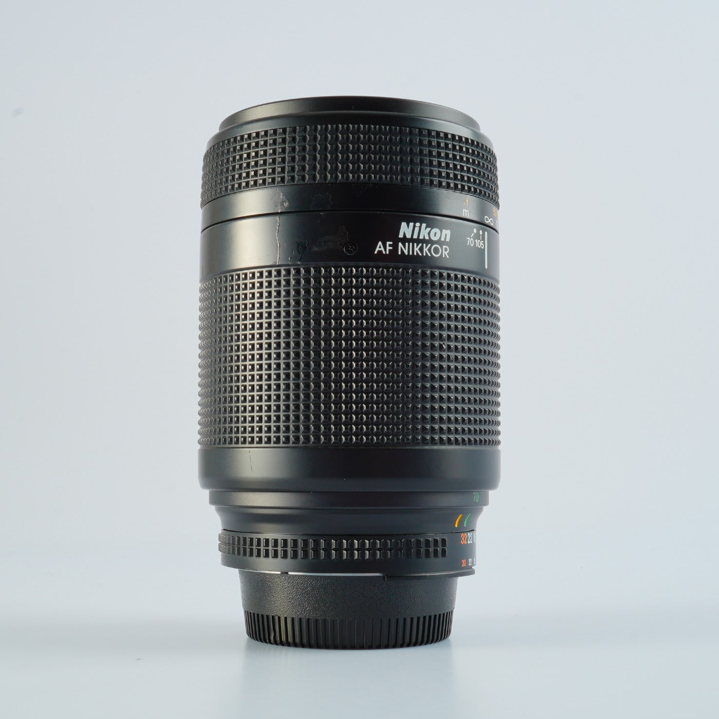Nikon AF NIKKOR 70-210mm F/4-5.6 D ズームレンズ