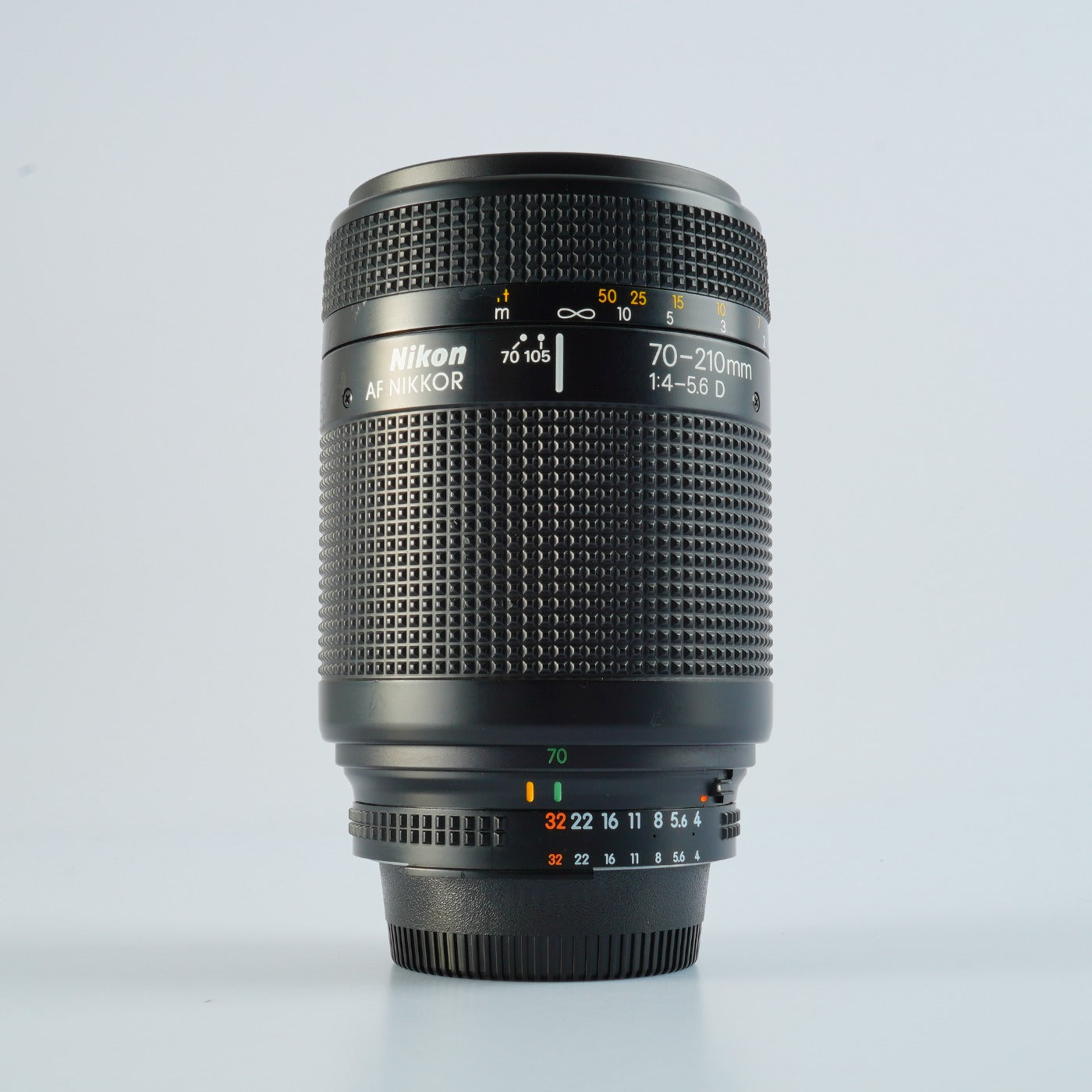 Nikon AF NIKKOR 70-210mm F/4-5.6 D ズームレンズ