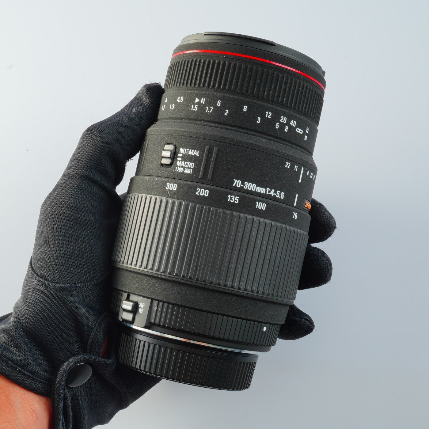 SIGMA DG APO Macro Super 70-300mm f/4.0-5.6 (Nikon F用) ズームレンズ