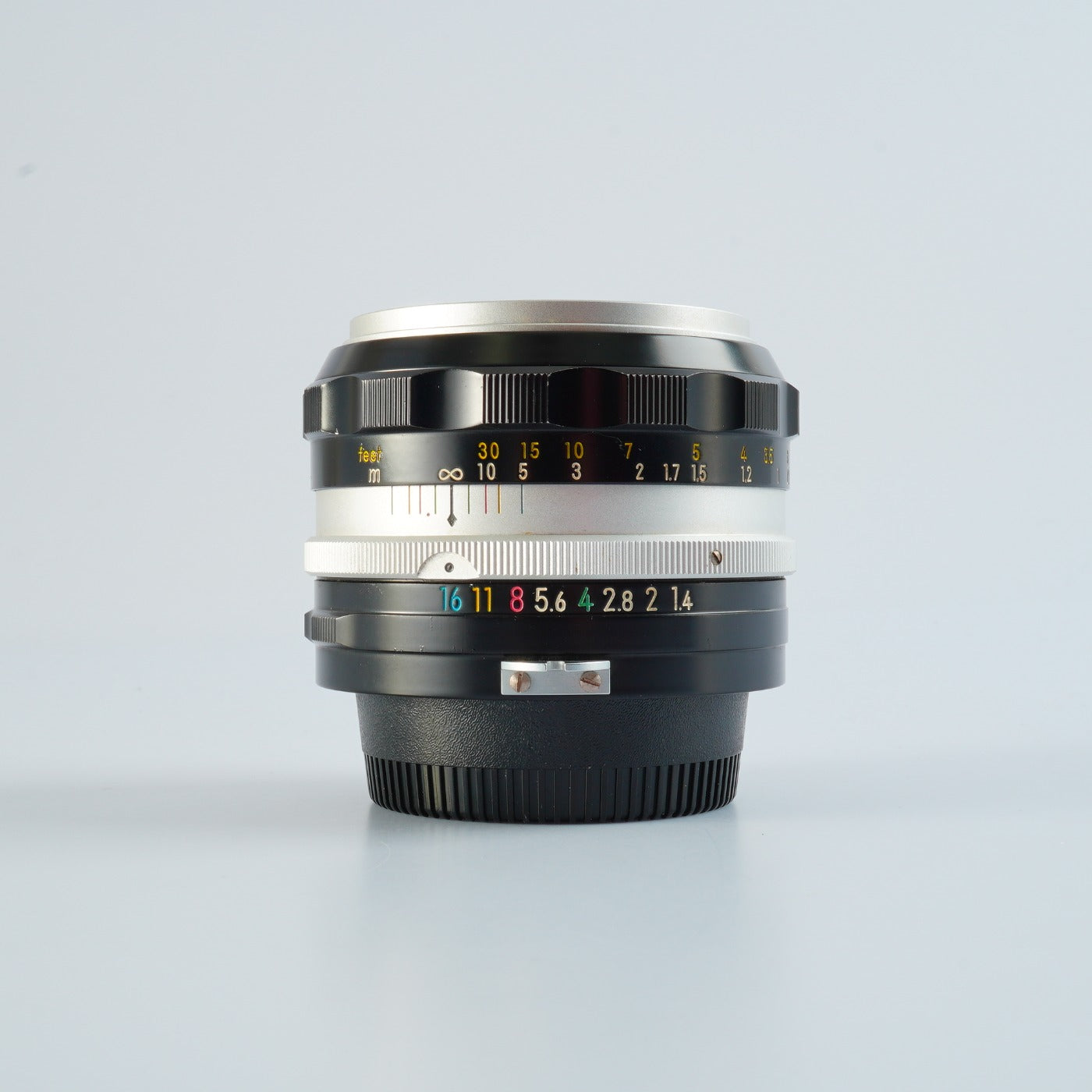 Nikon Nikkor-S Auto 非Ai 50mm F/1.4 単焦点レンズ