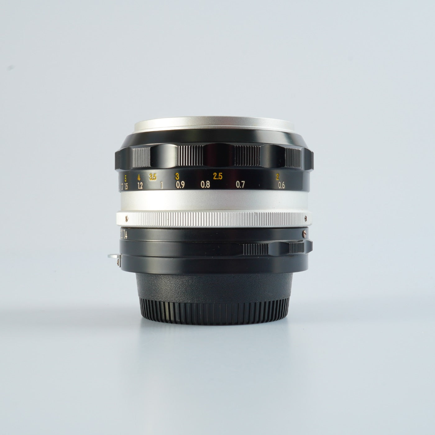 Nikon Nikkor-S Auto 非Ai 50mm F/1.4 単焦点レンズ