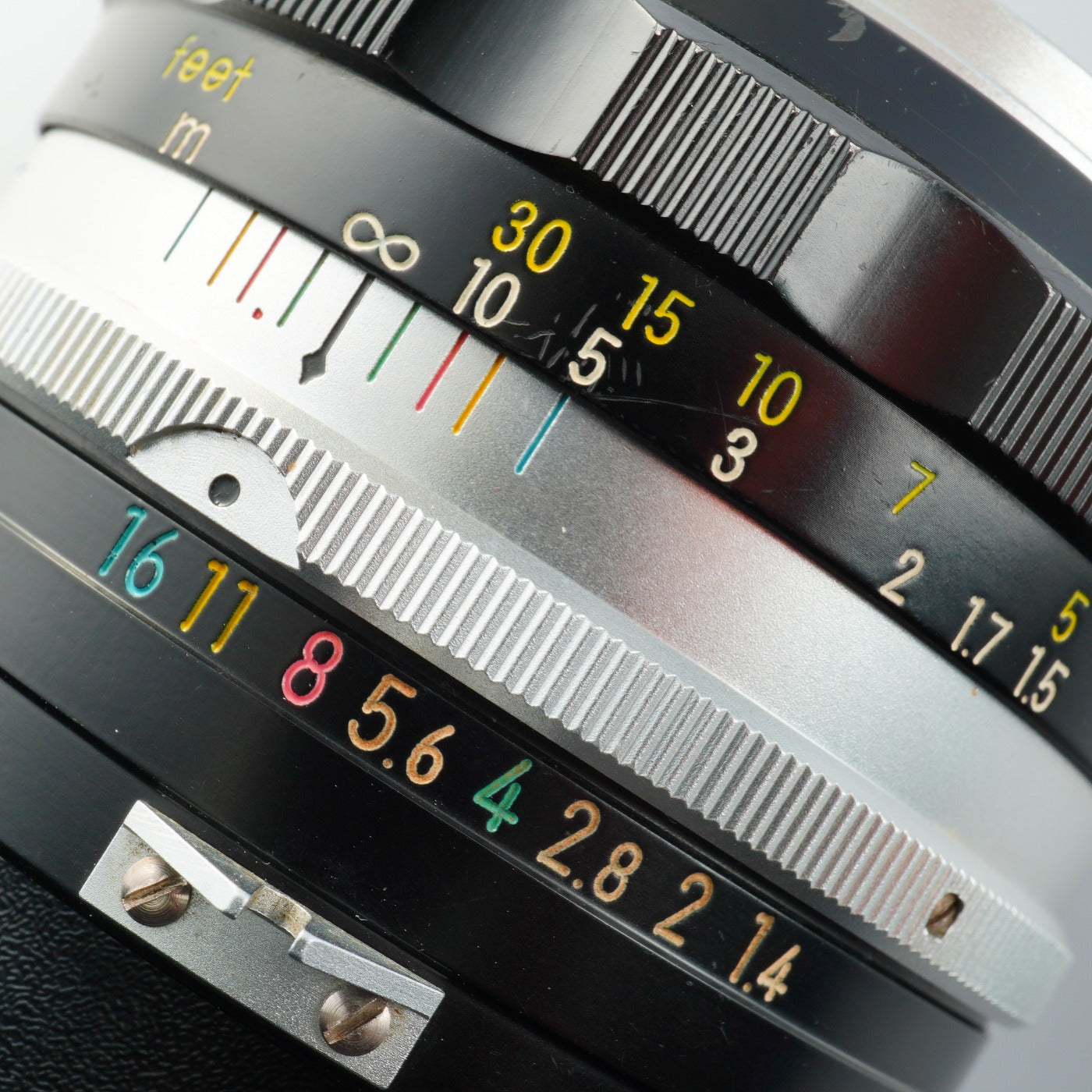 Nikon Nikkor-S Auto 50mm F/1.4 単焦点レンズ