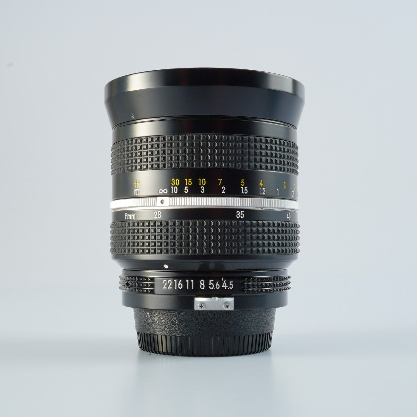 Nikon Zoom Nikkor 28-45mm F4.5 非Ai ズームレンズ