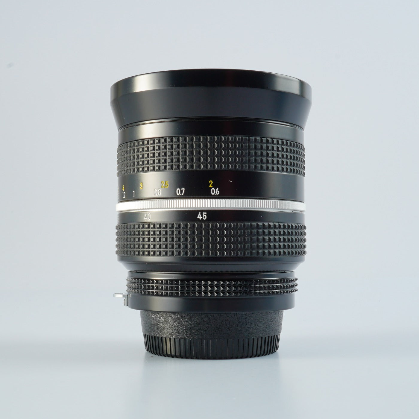 Nikon Zoom Nikkor 28-45mm F4.5 非Ai ズームレンズ