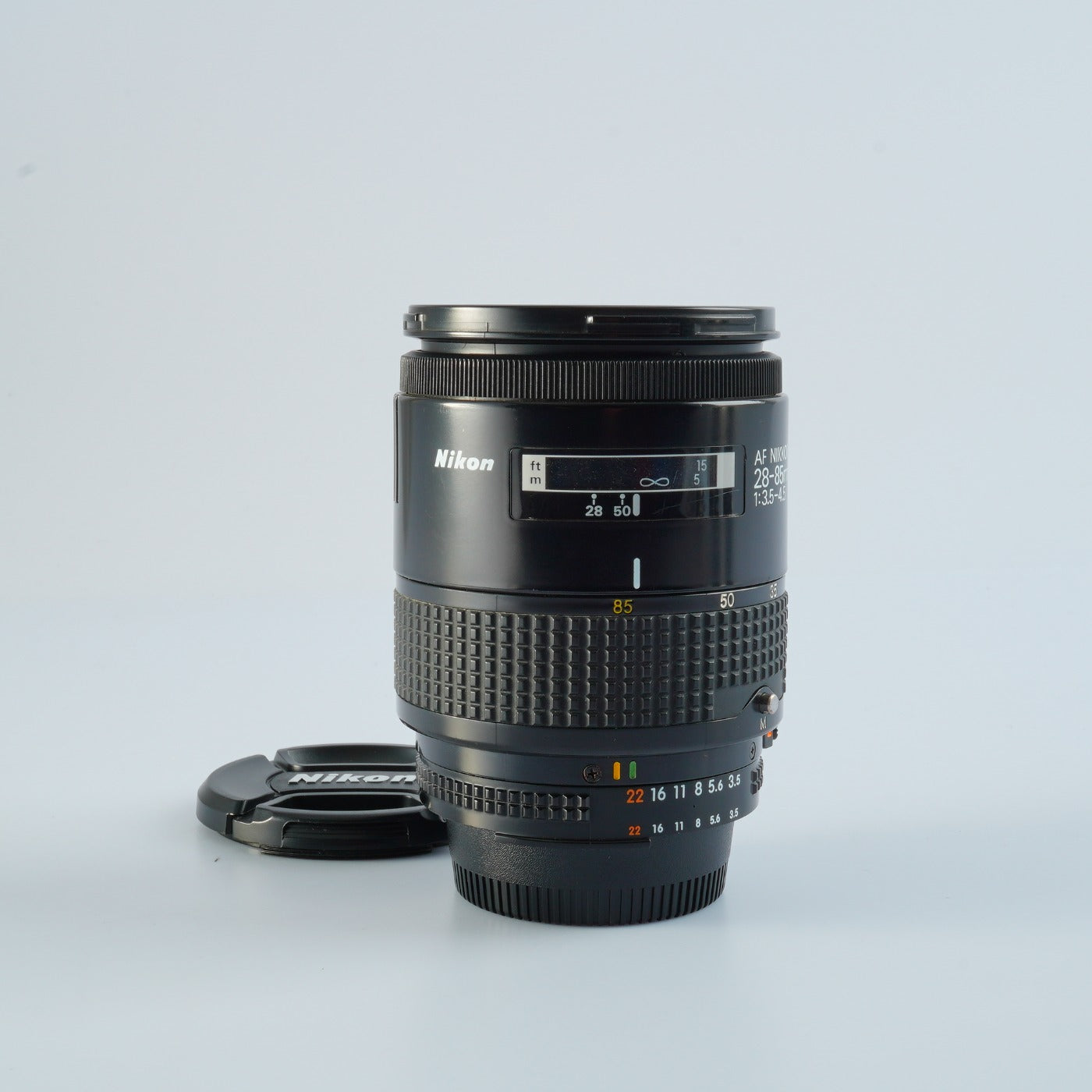 Nikon AF Nikkor 28-85mm f/3.5-4.5 ズームレンズ