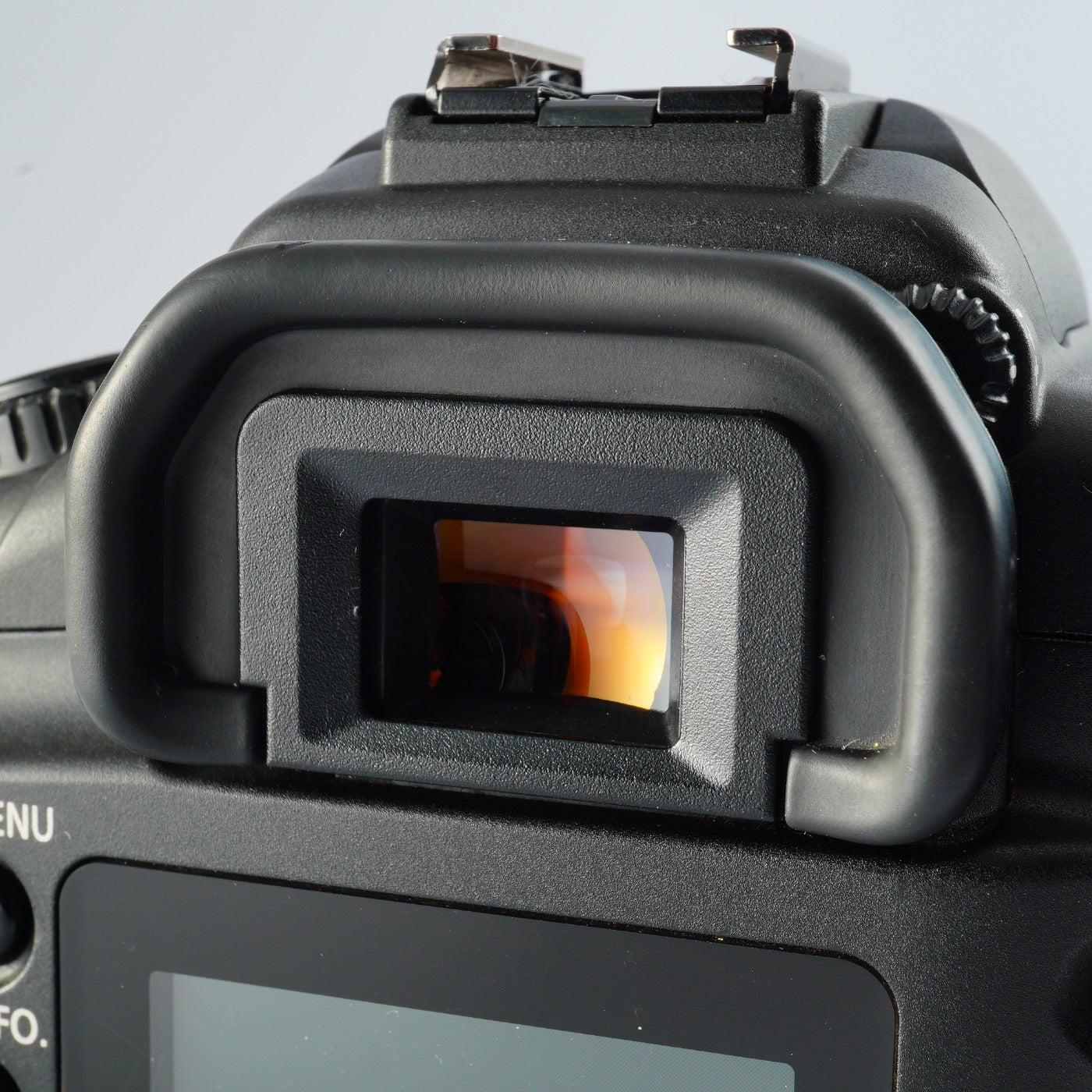 Canon EOS 20D + EF-S 18-55mm F/3.5-5.6 Ⅱ USM デジタル一眼レフカメラ