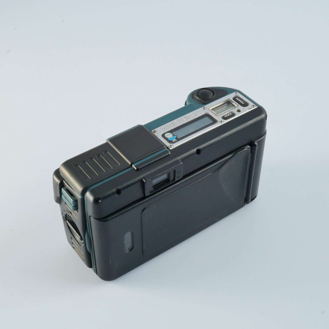 Konica Genba Kantoku (現場監督) 28 WB コンパクトフィルムカメラ