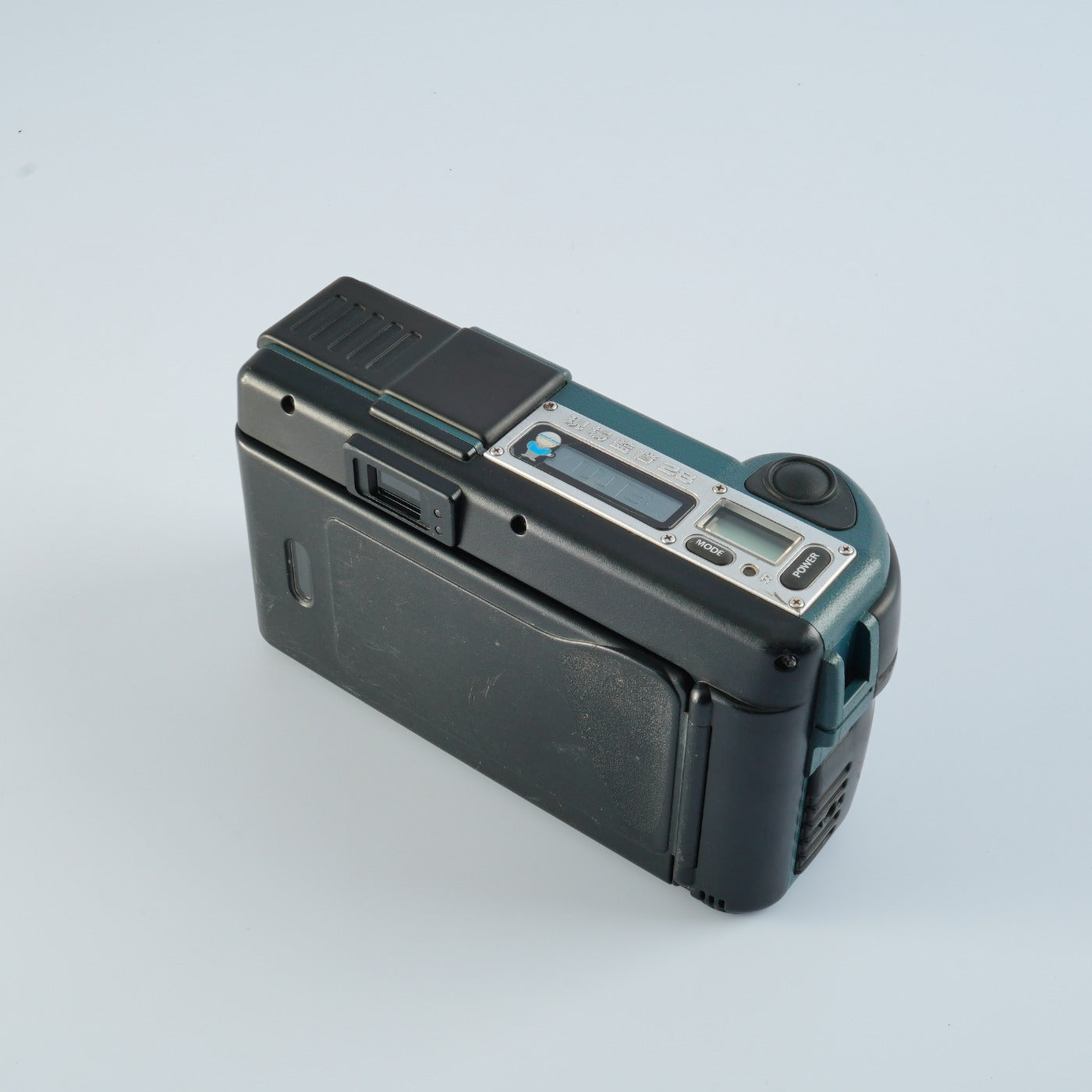 Konica Genba Kantoku (現場監督) 28 WB コンパクトフィルムカメラ