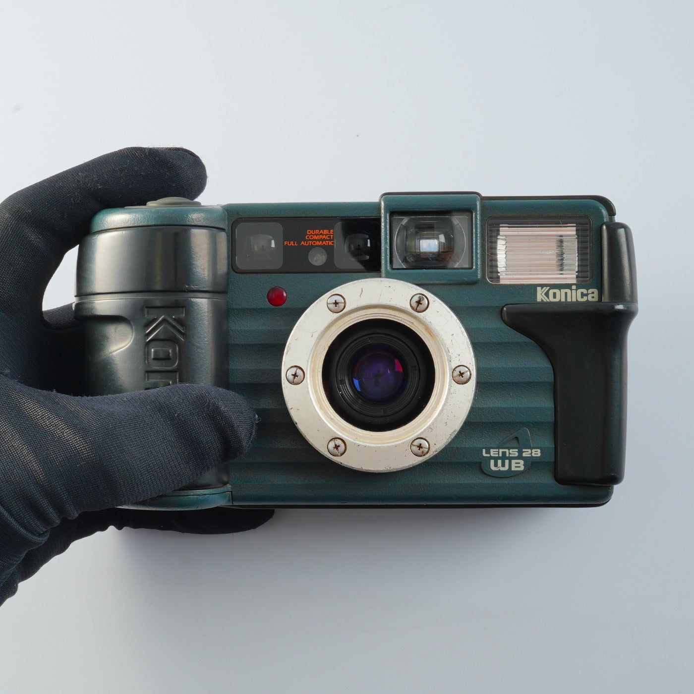 Konica Genba Kantoku (現場監督) 28 WB コンパクトフィルムカメラ