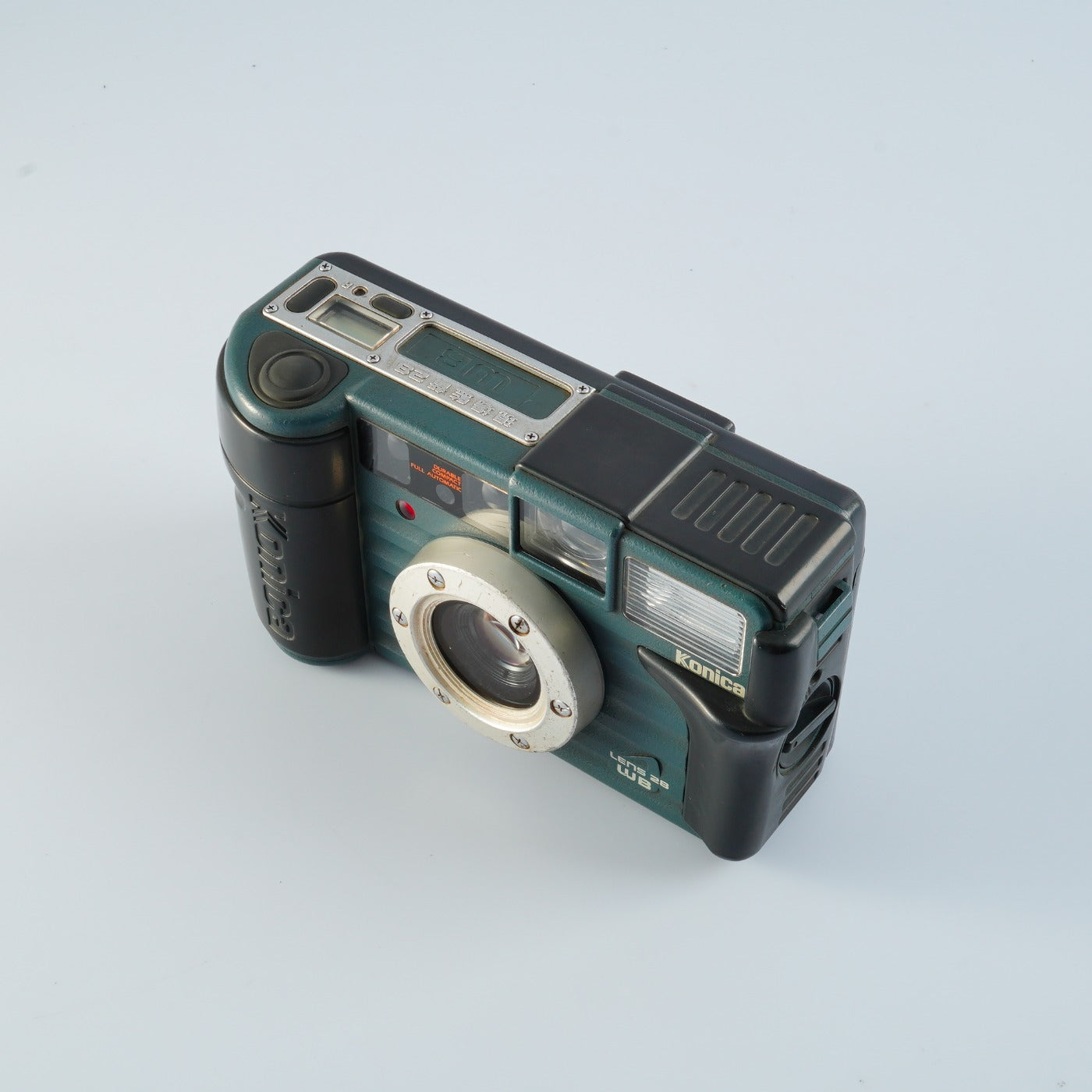 Konica Genba Kantoku (現場監督) 28 WB コンパクトフィルムカメラ