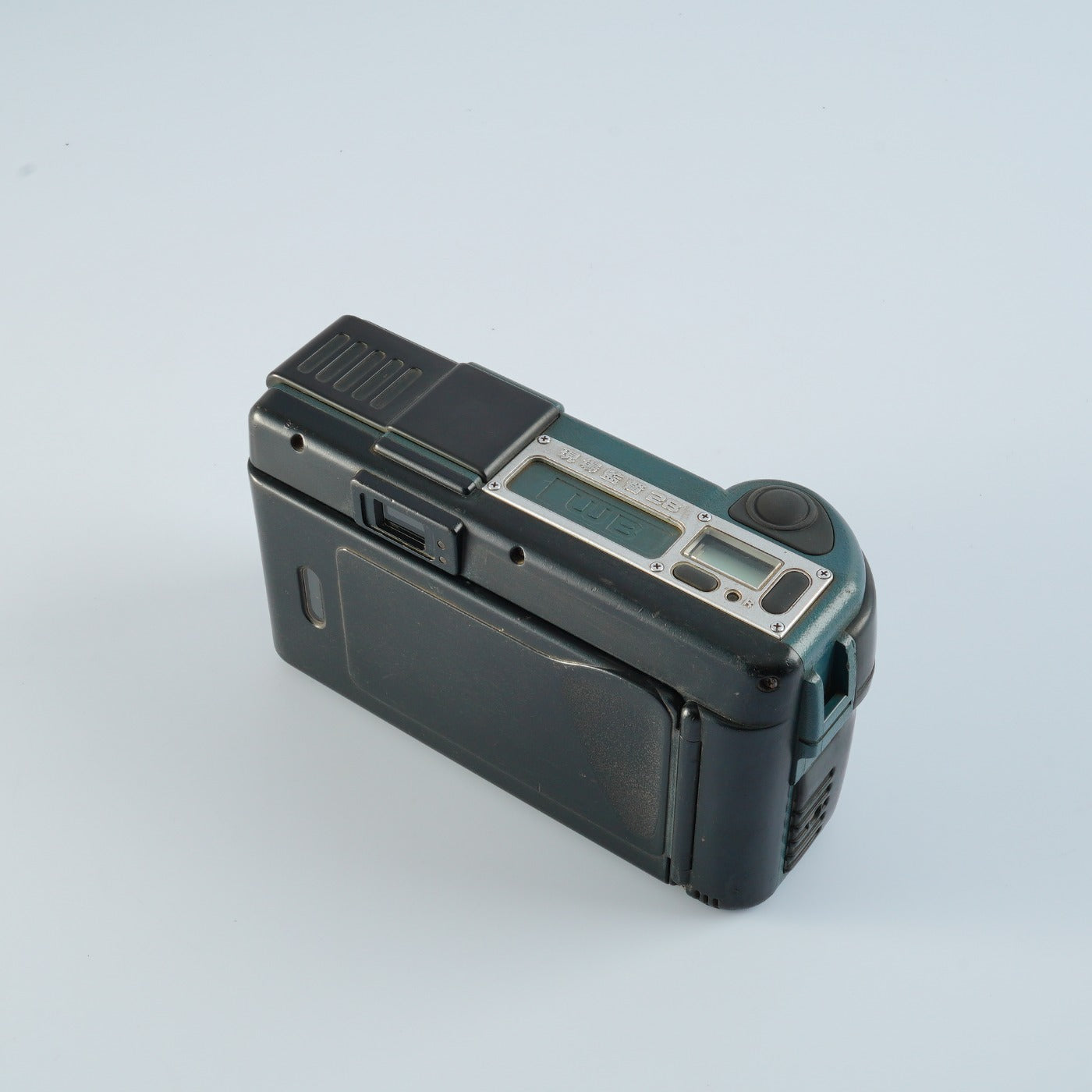 Konica Genba Kantoku (現場監督) 28 WB コンパクトフィルムカメラ