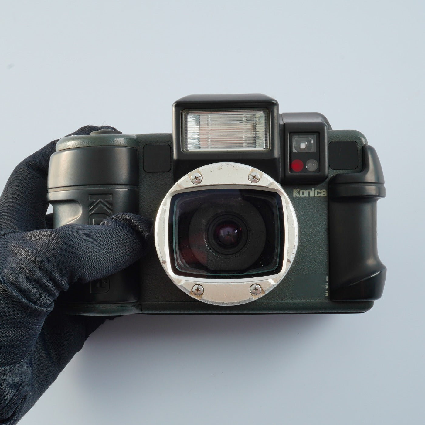 Konica Genba Kantoku (現場監督) zoom 28-56mm コンパクトフィルムカメラ