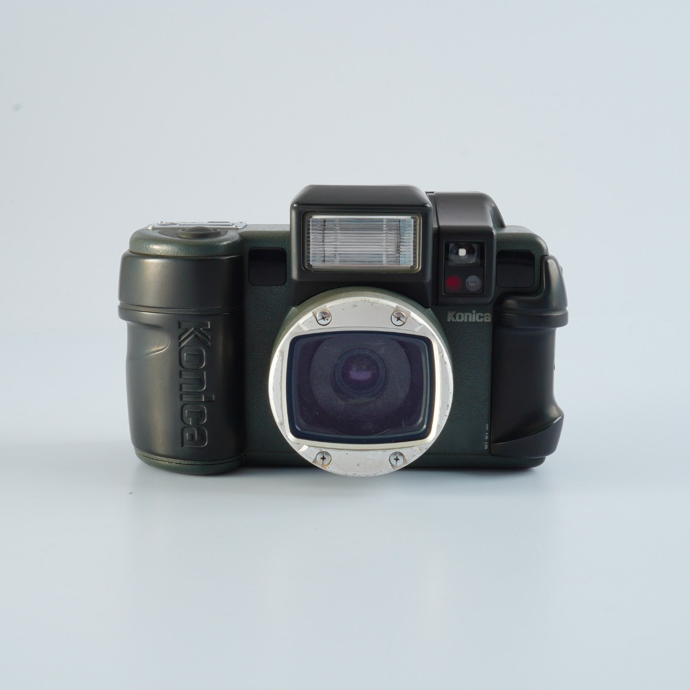 Konica Genba Kantoku (現場監督) zoom 28-56mm コンパクトフィルムカメラ