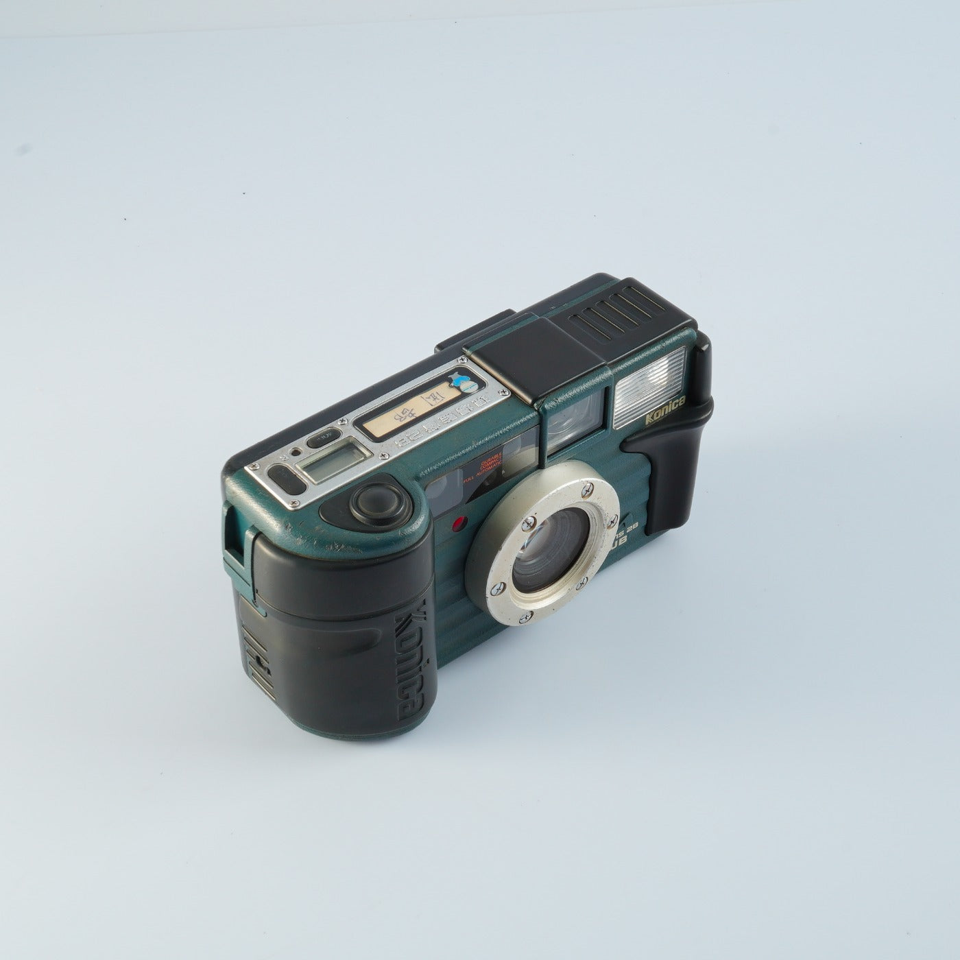 Konica Genba Kantoku (現場監督) 28 WB コンパクトフィルムカメラ
