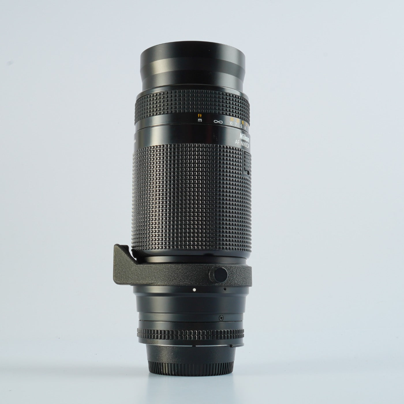 Nikon AF NIKKOR 75-300mm f/4.5-5.6 ズームレンズ