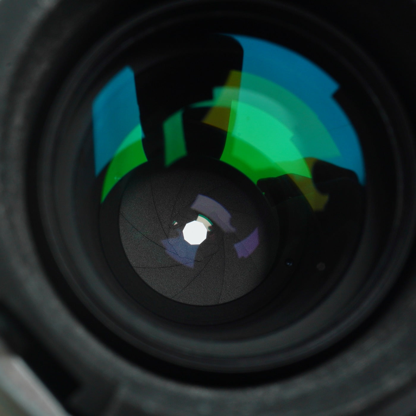 Nikon AF NIKKOR 75-300mm f/4.5-5.6 ズームレンズ