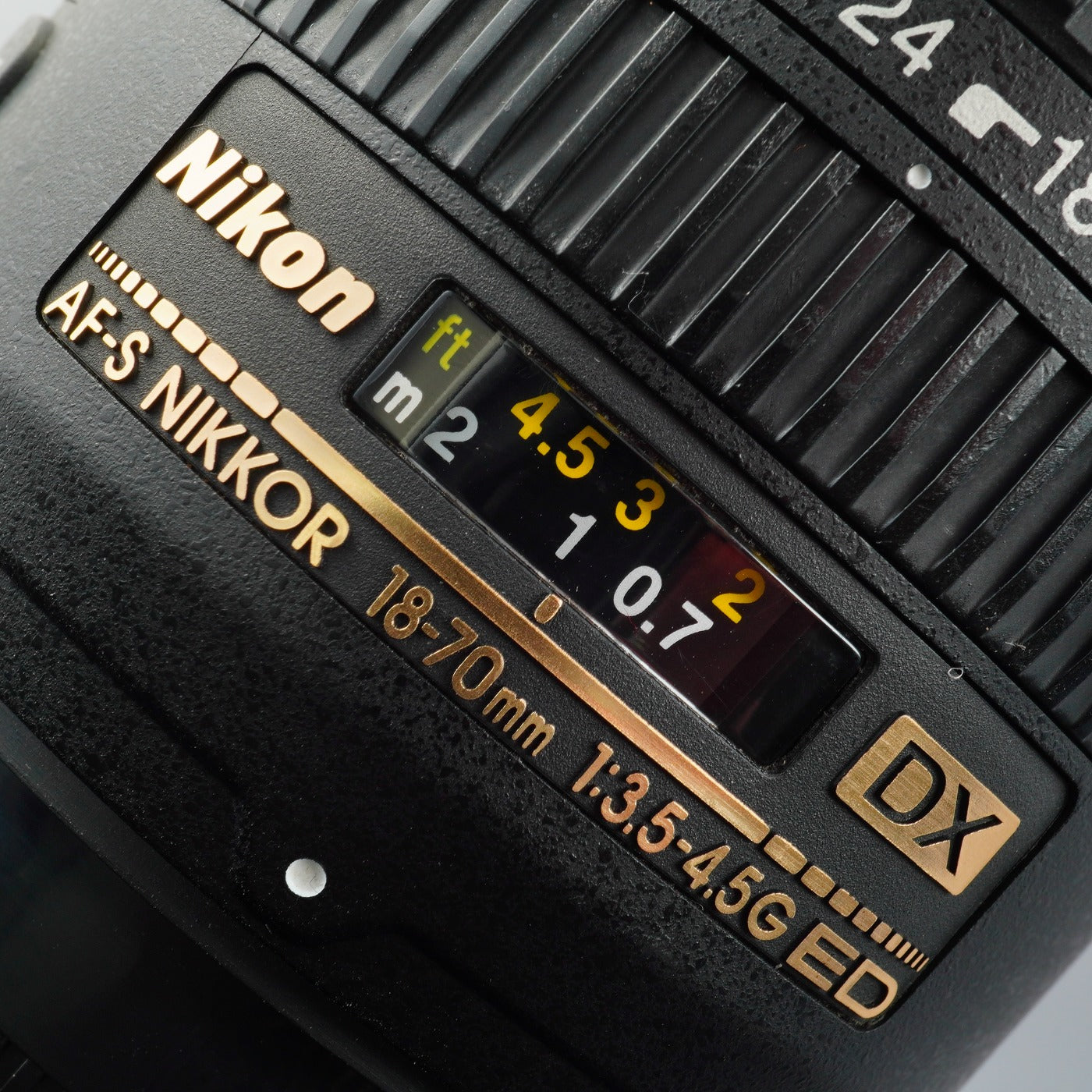 Nikon AF-S DX Nikkor 18-70mm f/3.5-4.5 G ED IF ズームレンズ