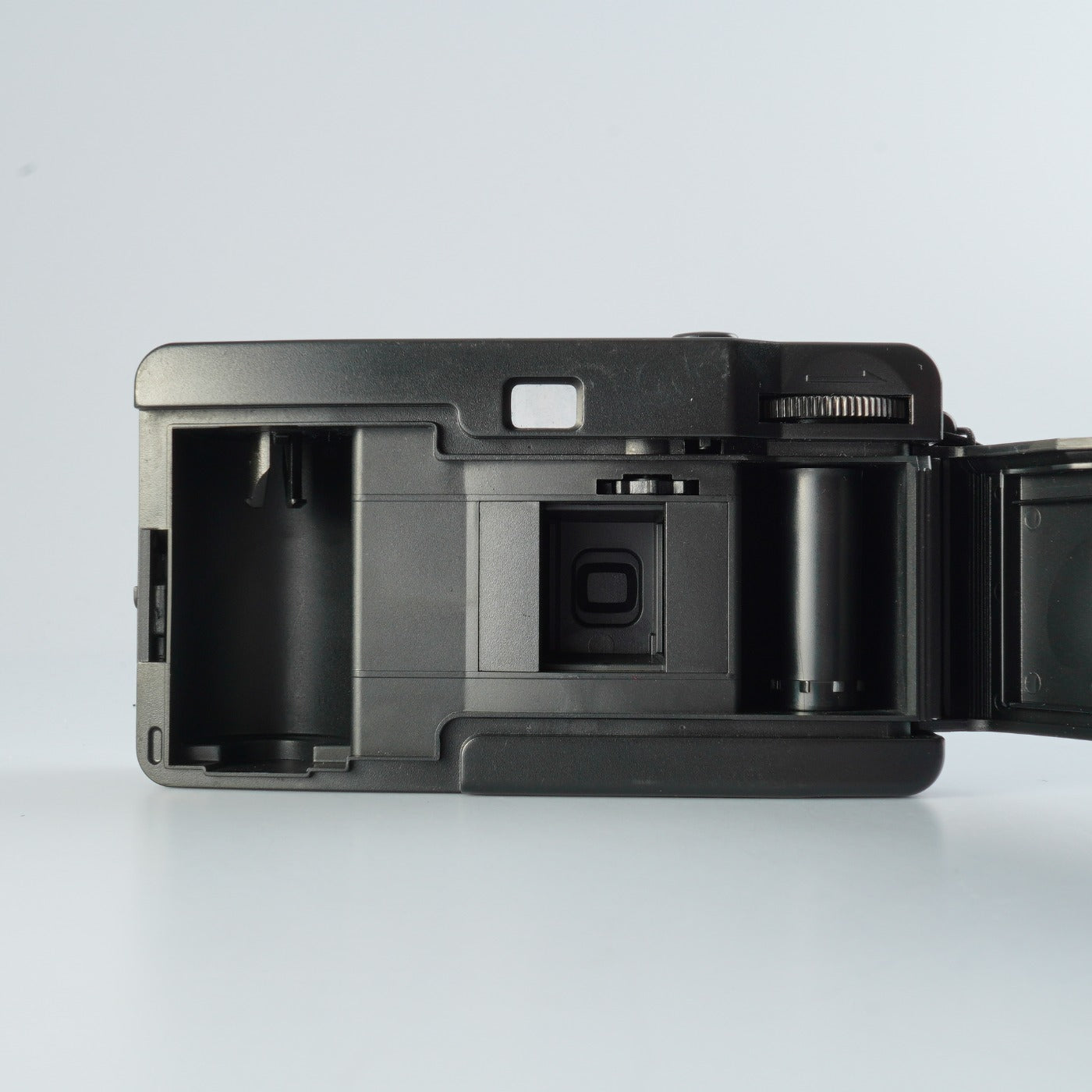 Escura Snaps 35 Half コンパクトフィルムカメラ