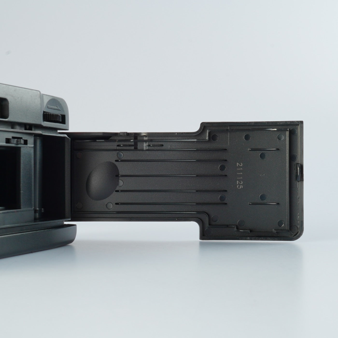 Escura Snaps 35 Half コンパクトフィルムカメラ