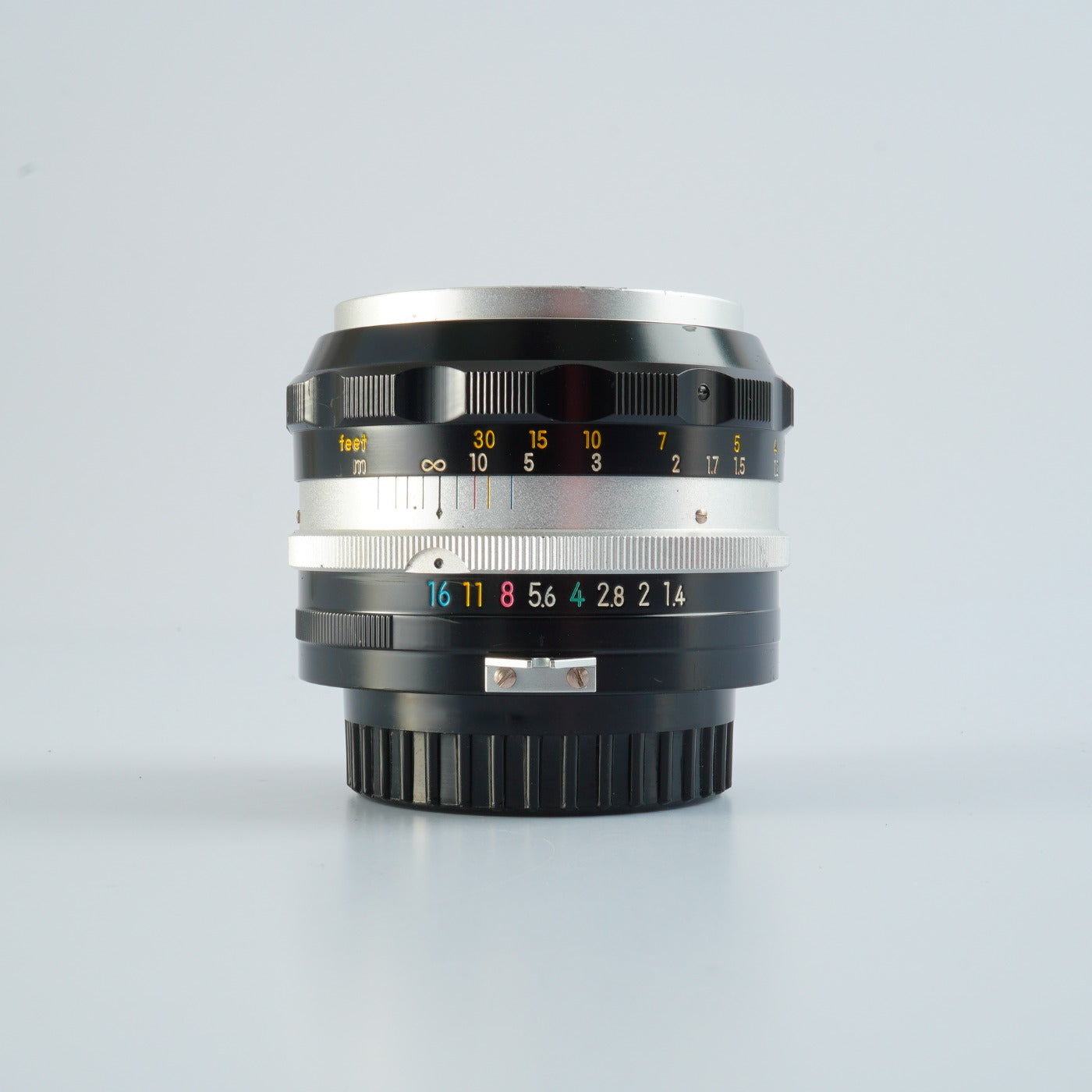 Nikon Nipon kougaku NIKKOR-S Auto 非Ai 58mm F/1.4 単焦点レンズ