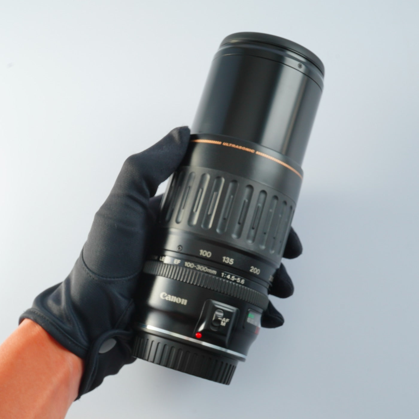 Canon EF 100-300 F/4.5-5.6 Ultrasonic ズームレンズ