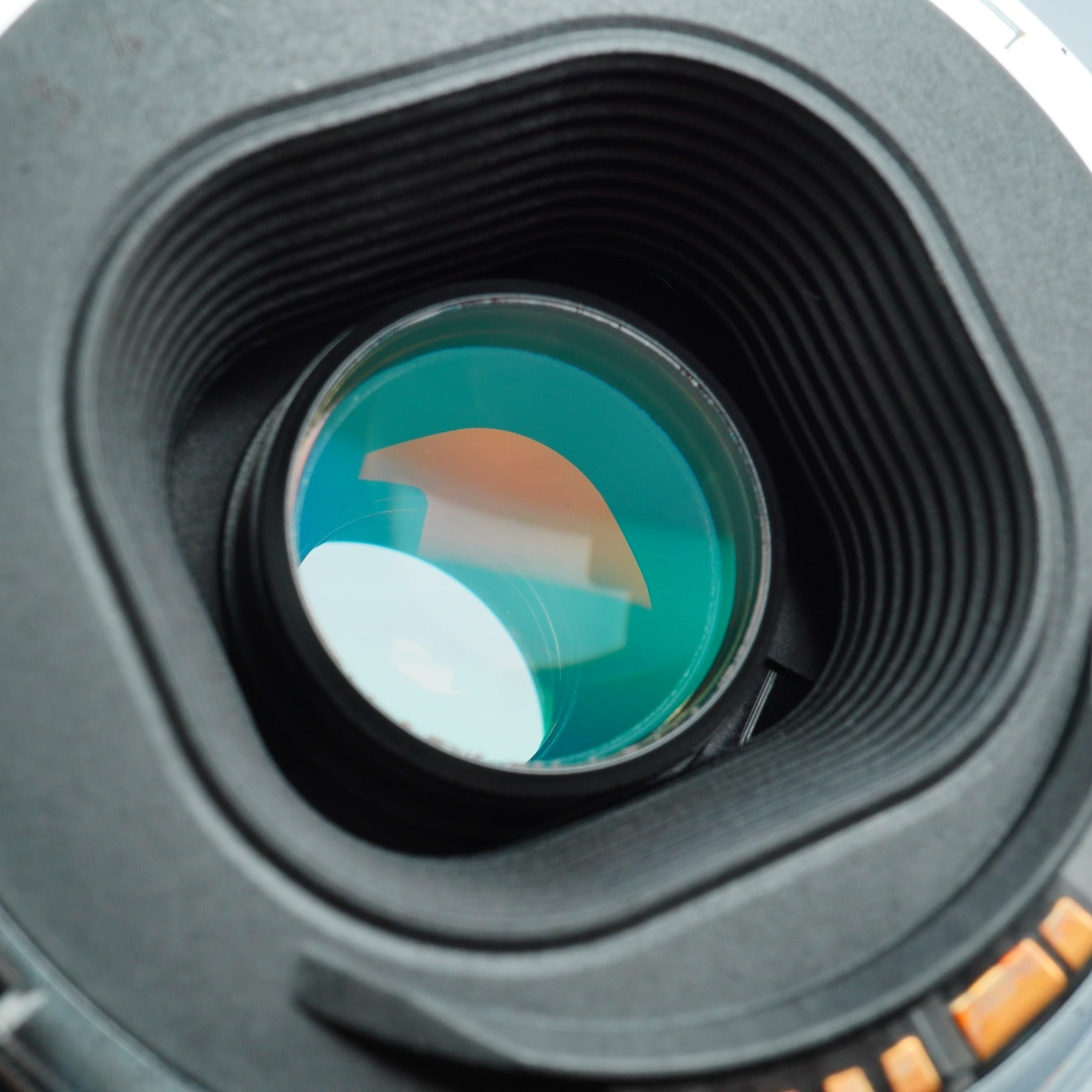 Canon EF 100-300 F/4.5-5.6 Ultrasonic ズームレンズ