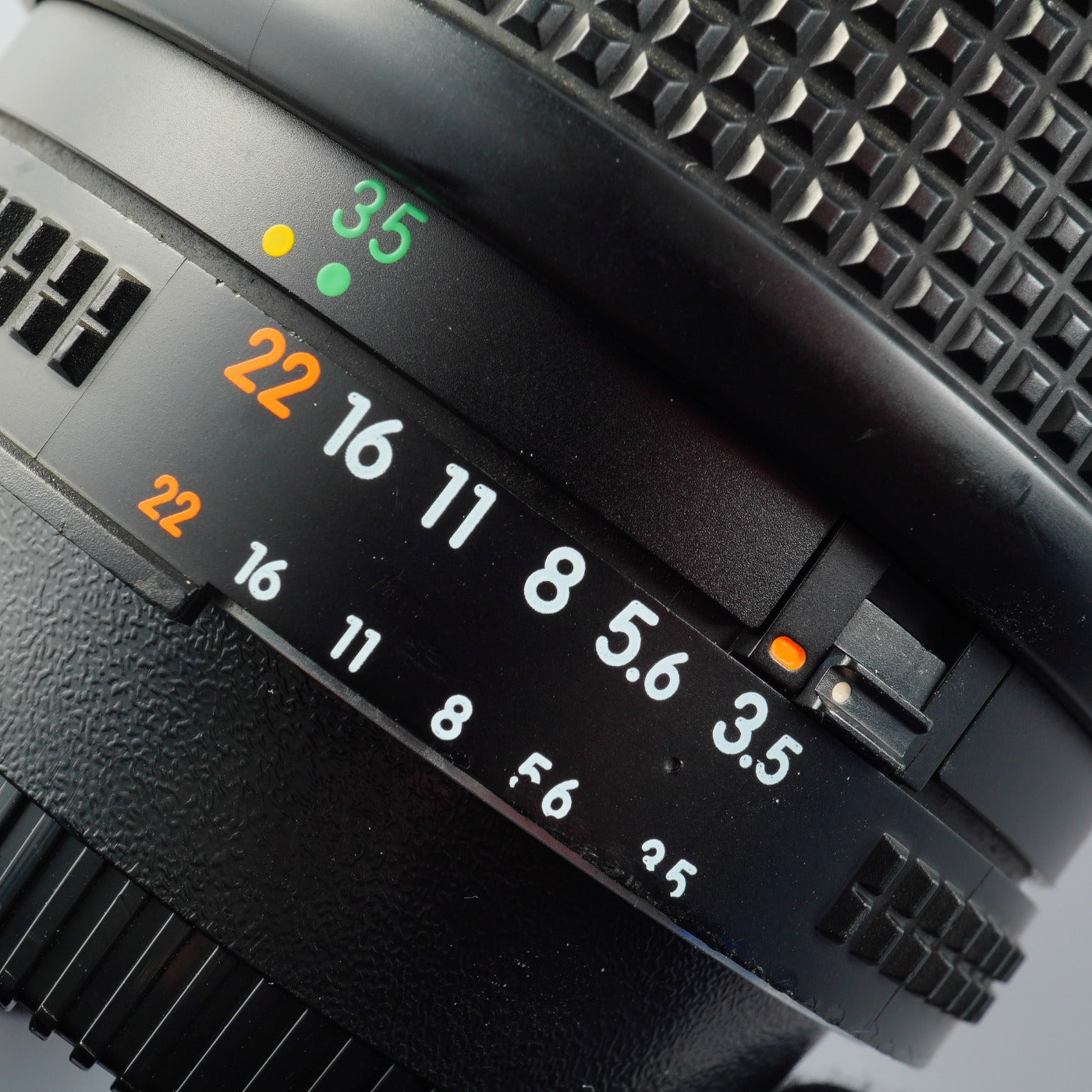 Nikon AF Nikkor 35-105mm F/3.5-4.5 D ズームレンズ