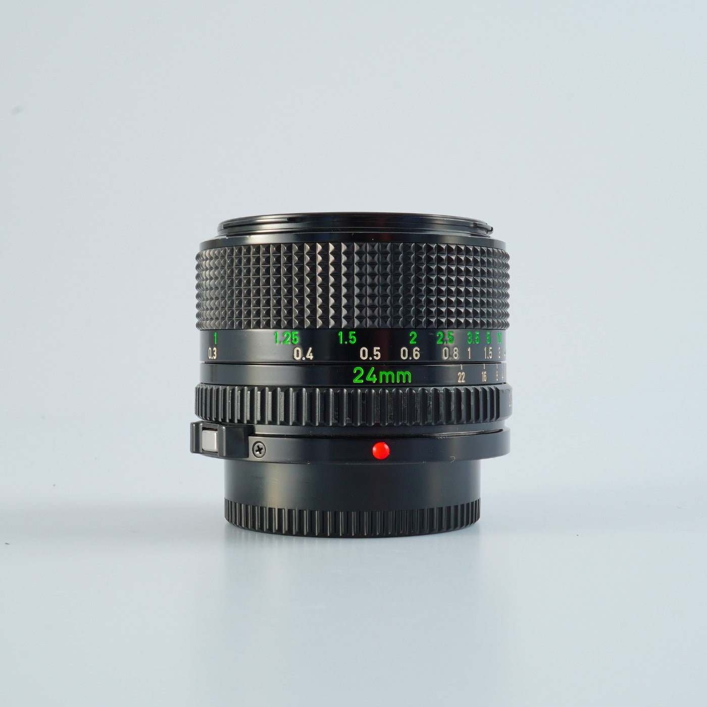 Canon New FD NFD 24mm F/2.8 単焦点レンズ